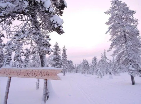 Fun Things to do Around the World While Naked (SFW) Fun Things to do Around the World While Naked (SFW) - Fun stuff -