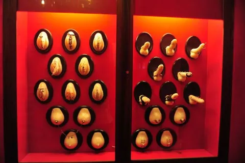 Destination: the Sex Machines Museum (Prague, Czechia) – a wonderful, raunchy, NSFW look at some kinky tools Destination: the Sex Machines Museum (Prague, Czechia) – a wonderful, raunchy, NSFW look at some kinky tools - Czechia -