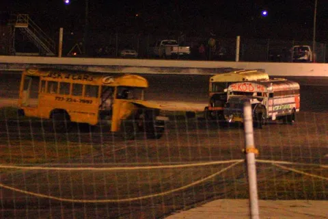 What Happens When Decrepit School Buses Race a Figure Eight Course? (Florida) - United States -