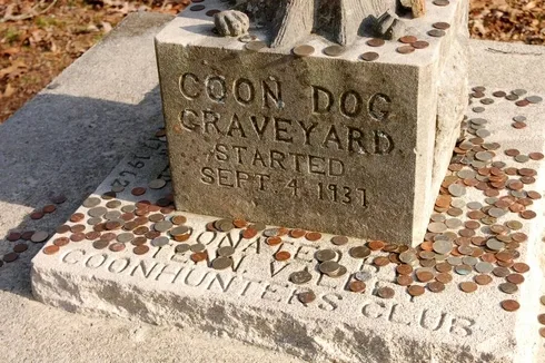 Destination: the World’s Only Coon Dog Cemetery (Alabama, USA) - United States -