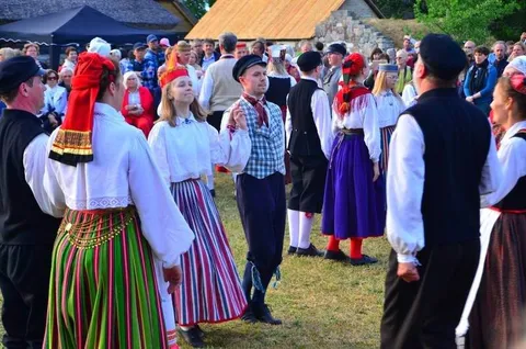 Destination: the Estonian Open Air Museum and the Midsummer Day Festival (Tallinn, Estonia) Destination: the Estonian Open Air Museum and the Midsummer Day Festival (Tallinn, Estonia) - Estonia, Festivals - Estonian Open Air Museum